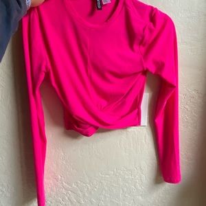 Right pink crop top with twist